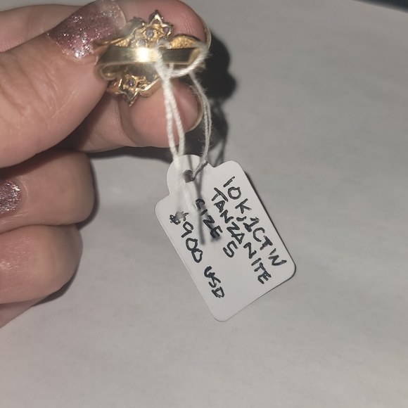 Real Vintage Tanzinite Cluster Ring 10k 1ctWeight Tanzinite Size 5 - Picture 9 of 16